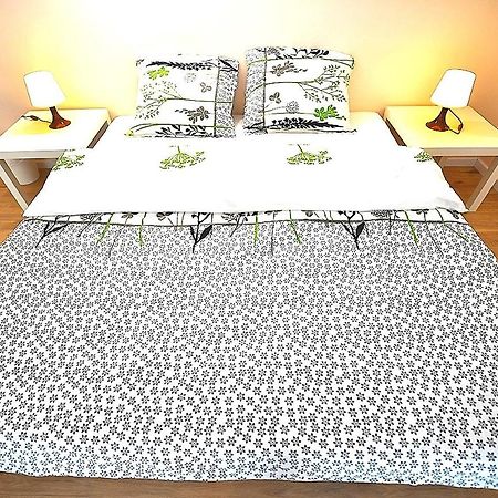 White Rose Apartment Budapest Bagian luar foto