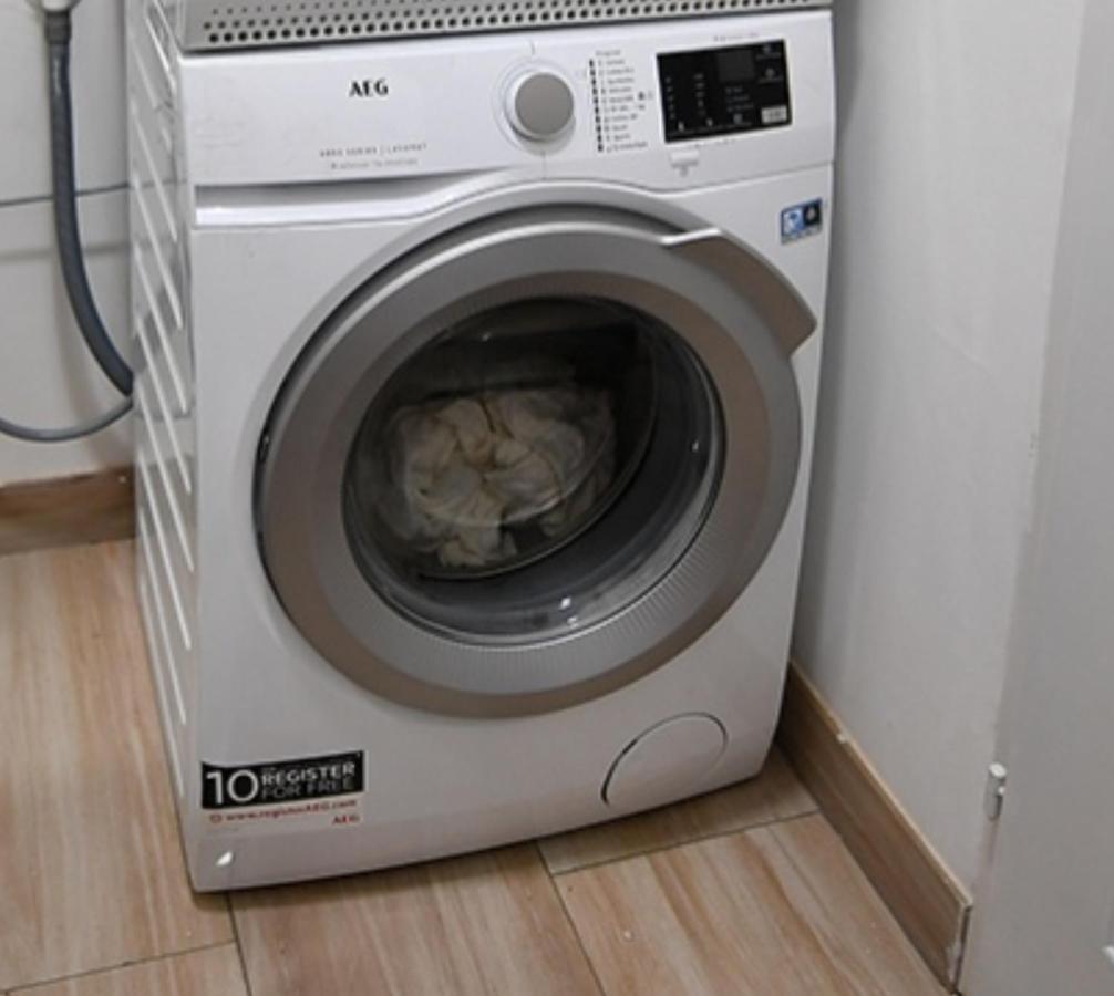 White Rose Apartment Budapest Bagian luar foto