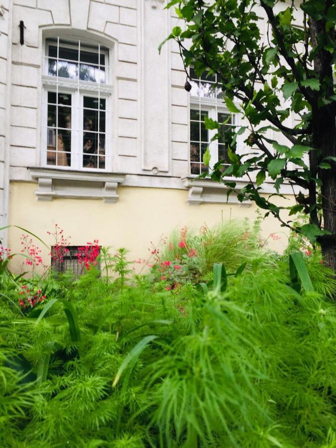 White Rose Apartment Budapest Bagian luar foto