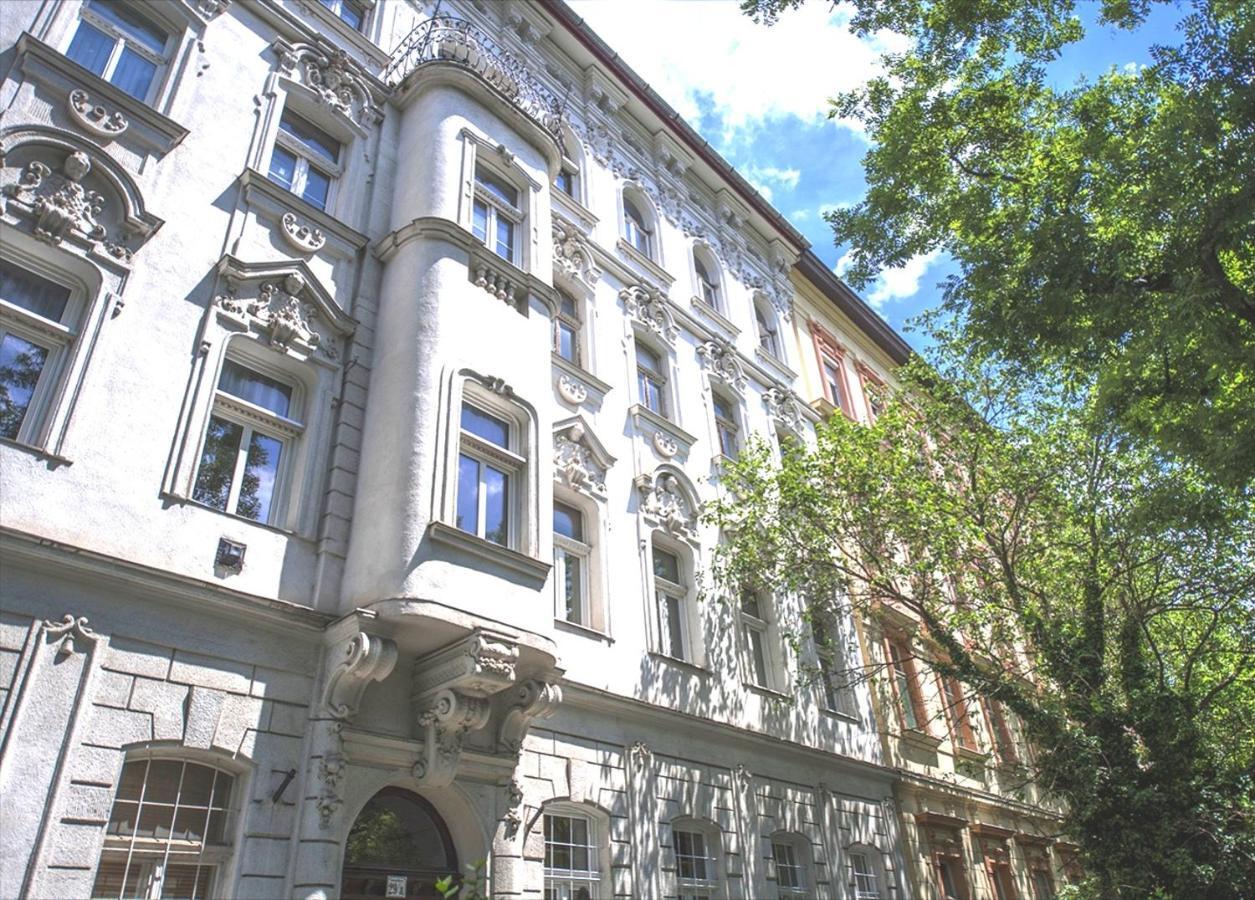 White Rose Apartment Budapest Bagian luar foto