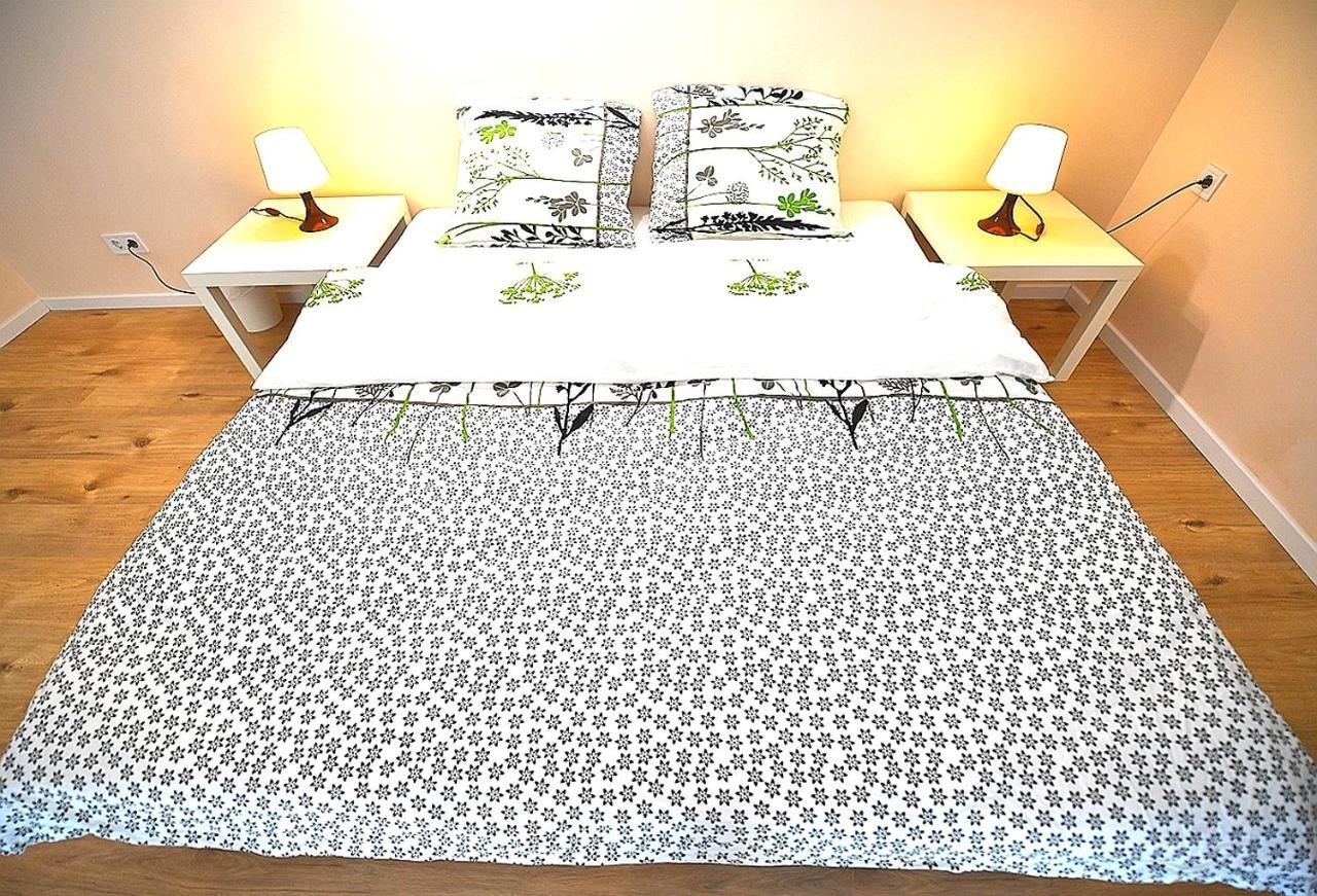 White Rose Apartment Budapest Bagian luar foto