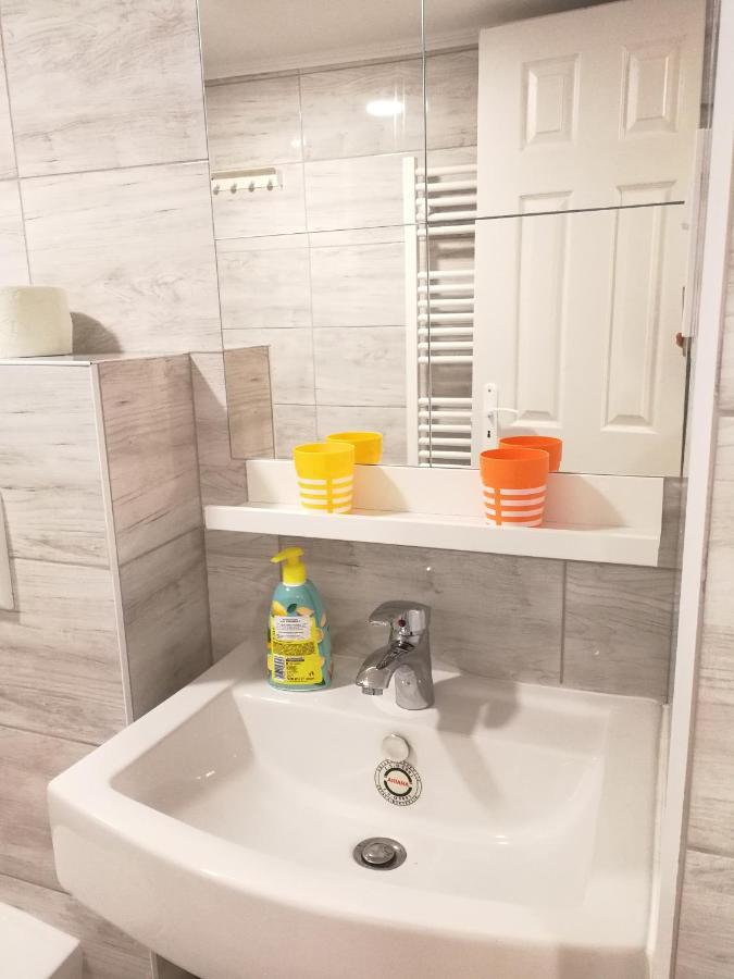 White Rose Apartment Budapest Bagian luar foto