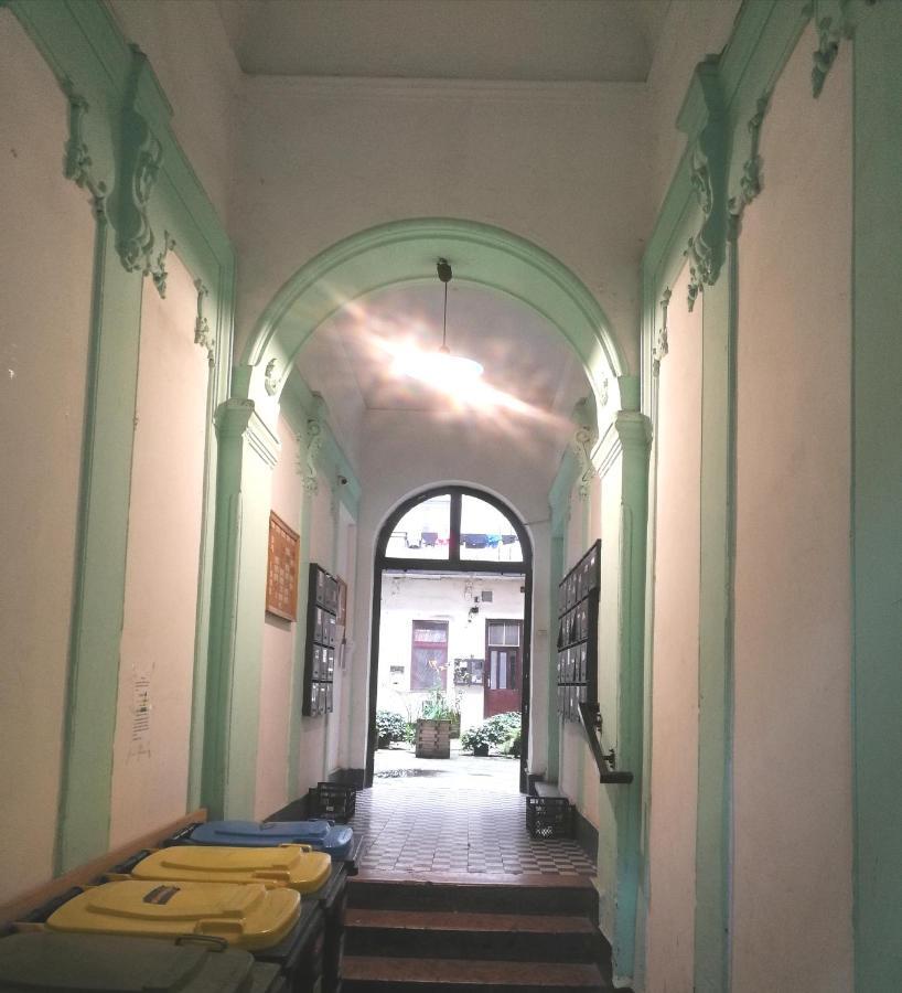 White Rose Apartment Budapest Bagian luar foto